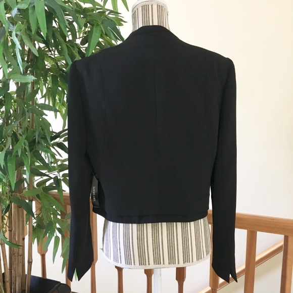 NWOT WHBM Black Cropped Drape Jacket Blazer S. 10 - Picture 3 of 9